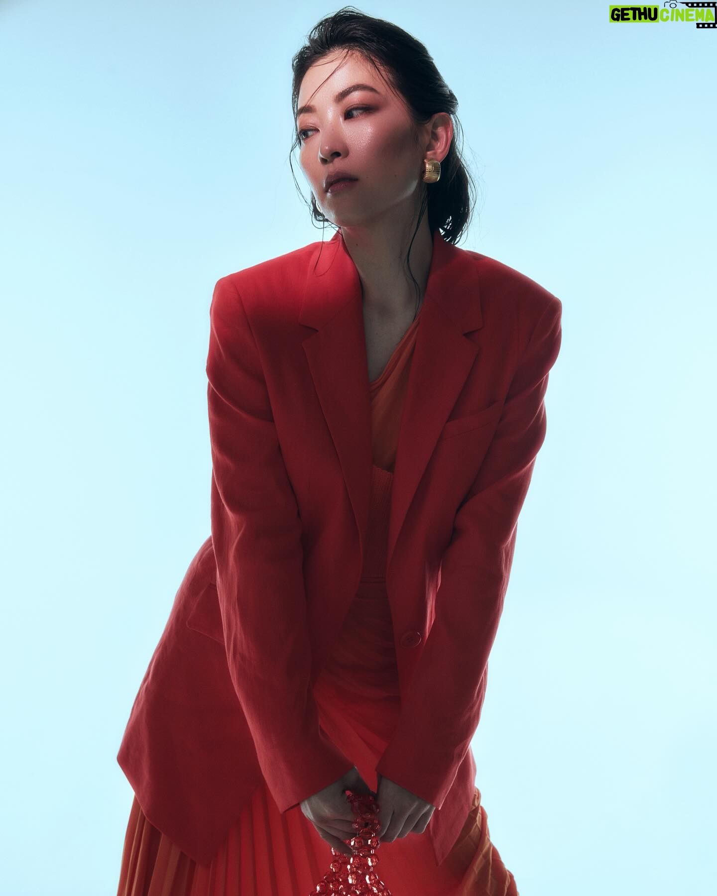 Arden Cho Instagram - Kissed no one at midnight 💋 but that’s ok! This past year of singleness might have been my best yet! In my past relationships I made it all about my partner & lost myself in it. So 2023 I made time for myself mentally, physically & emotionally. Lots of solo traveling, spending time with friends, new experiences & most importantly - healing. I’ve never felt better or happier. Don’t be afraid to take time for yourself. To be alone. To choose YOU. I feel like a better balanced woman now and I’m pretty sure I’m gonna meet the man of my dreams this year! 😜 Let’s go 2024!!!🥂