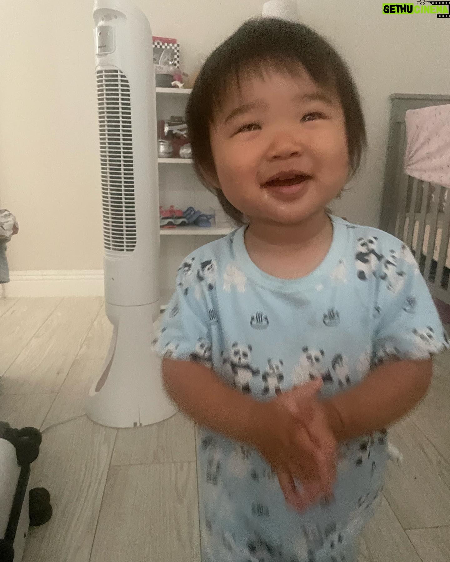 Arden Cho Instagram - Love Mina so much @mijkatori @nanchatti super parents! So much love from this cutie, she picks flowers every morning with daddy to give to momma.. auntie got some of that love too. How precious is that?? I’ll miss tea time, naps, reading & even crying cuddles!