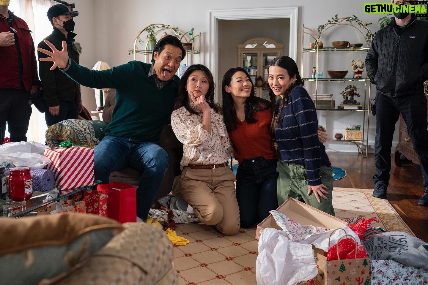 Arden Cho Instagram - From my girls @kimiduncan @blacknblondie who glammed Ingrid every day, to the friends & fam who made set fun. Love y’all! We are the #2 most watched tv show on @netflix in the WORLD! Thank you 💋 let’s keep streaming #PartnerTrack