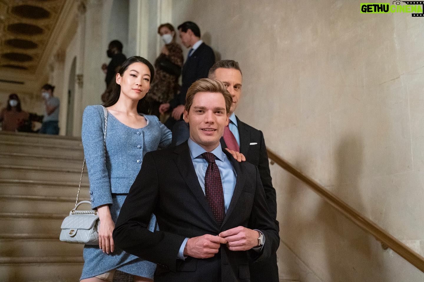 Arden Cho Instagram - From my girls @kimiduncan @blacknblondie who glammed Ingrid every day, to the friends & fam who made set fun. Love y’all! We are the #2 most watched tv show on @netflix in the WORLD! Thank you 💋 let’s keep streaming #PartnerTrack