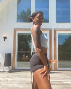 Ari Lennox Instagram - 7 months sober. That’s a lot of sober flights. A lot of sober conversations. A lot of facing things raw and head on. Honestly I don’t know what will happen when I reach a year sober. Don’t know if sobriety is forever or not but I can’t imagine going back to how things were. Passing out in the airport or having my emotions more heightened than needed smh shit was bad. I feel more in control of my emotions. More stable. More happy. More alert. More safe. More accepting of things I can’t control and more responsible with things I can. I have less anxiety socially and when I’m ready to go, I go. I recognize my threshold with things and implement boundaries. I don’t find interest in partying anymore :/ maybe I’m changing and that’s deeper than alcohol. I like doing chill sweet things. I’m a chill bitch I realized. Accepting help and realizing I’m not the best traveler on my own has been a game changer. So now I have help and that helps. Having help is ok. I like waking up with no hangover or embarrassment. I like waking up with no night terrors and panic attacks from liquor. I’m so raw feeling everything in this world and my coping mechanisms are only healthier now. It’s nice to remember events as they are happening. It’s nice to be present. Sobriety is a very present experience. Also I ain’t have no ass in long over a year. Just casually communicating this to the universe. But yea sure there’s the fantasy of wanting to escape all the intense stress of the world with alcohol cause boy does it work temporarily. But there’s the moment the liquor stops numbing and you’re chasing that feeling to no avail and you wake to see the problems of life still there ❤️ so anyway anybody out there also sober? What have you learned on your journey? Love you all so much.