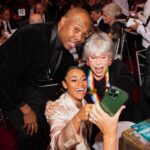 Ariana DeBose Instagram - The @kennedycenter Honors is so special to me. Twas a joy to attend and perform as a new group of incredible artists received the highest artistic honor in the US. Sir @officialbarrygibb, your music has had such a profound impact on me and has kept me dancing even in the darkest of times. Thank you sir for your passion and artistry. Congratulations🙌🏾🤍✨ Also I finally got to perform with the gorgeous @misschloeflower ♥️♥️ The show will air tomorrow, Dec 27th at 8pm ET on @cbstv 🤍