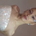 Ariana Grande Instagram – 🫧 @loewe ｡⋆ 🦪 ˚｡⋆ Mother ೃ࿔ 𓆝 of Pearl ⋆｡°‧🫧 ♡ 
@jonathan.anderson 
i love you, thank you
•
my deepest thank yous to this Loewe team of art angels: 
@tylerjxckson, Pol Anglada, Justine Avril, Jena Eom, Elodie Padrao, Alicia Pasquet, Aurélia Welsch
•
and my beautiful team,
i love you
@alyxliu 
@manthony783 
@mimicuttrell 
@lorraineschwartz 
@katiatemkin