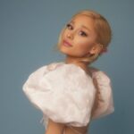 Ariana Grande Instagram - one month of eternal sunshine ｡˚❀🌞 i love you all so much i cannot wait for everything that is yet to come within this eternal sunshine cycle (that has only just begun & may it never end) i love you thank you
