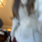Ariana Greenblatt Instagram - fun time play time hugs and bugs 🛋️