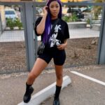 Ariane Nicole Andrew Instagram – This is how I make working out fun 😝

Double Tap and leave a 🙌🏾 if you have a fun way you get it in for your workouts 

PS. Click the link in my bio 👆🏾 as I provide 🅵🆁🅴🅴 🆆🅾🆁🅺🅾🆄🆃🆂 to not only get you in physical shape but mental shape as well. Get mentally and psychically fit. Plus I have designed my app to fit any skill level!

Like & Follow @doubleaacademy for motivation, mental gym, recipes, & fitness tips 💥