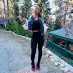 Ariane Nicole Andrew Instagram - This is the sign you need, to go for that adventure ✨ This past weekend I went to Crestline, CA which is a hidden 💎. It touched my soul and left me in awe of the beauty around me. I got to reflect and get a sense of peace that I haven’t felt in a long time. Cheers to an amazing start to the week What’s a new adventure you have been thinking about?