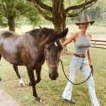 Arielle Kebbel Instagram - A walk on the wild side • #wildmustang #mustangs #mustangmama #wildhorses #rescue #stoptheroundups #wildatheart #mywholeheart #shesmyreminder #staywild #thankyou #skydogsanctuary