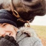 Arielle Kebbel Instagram - allow her to introduce herself ~ meet Snow White. she’s a young mustang rescued a night before slaughter. never in my wildest dreams did i think i would have a wild horse, but she has my whole heart and i can’t wait to share our journey with you all. thank you @skydogsanctuary and Ann Cunningham bad ass women doing bad ass things. happy love day to you all! #happyvalentinesday 💜 🐴 ❤️