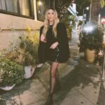 Arielle Vandenberg Instagram - Having a mental breakdown over all the clothes in my closet at the moment. So I’m posting an outfit I loved to make me feel better. 🥹