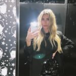 Arielle Vandenberg Instagram - Having a mental breakdown over all the clothes in my closet at the moment. So I’m posting an outfit I loved to make me feel better. 🥹