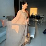 Arishfa Khan Instagram – Eid Mubarak🌙🤎

Wearing: @asbaabofficial