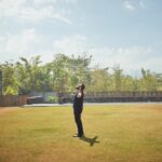 Arjun Kapoor Instagram - Aajao #Maidaan mein... Watch the Golden Era of Indian Football unfold in cinemas near you ⚽ Lots of love to the entire team… @ajaydevgn @pillumani @gajrajrao @boney.kapoor @zeestudiosofficial @iamitrsharma @arrahman @manojmuntashir @joysengupta04 @akashaagaya