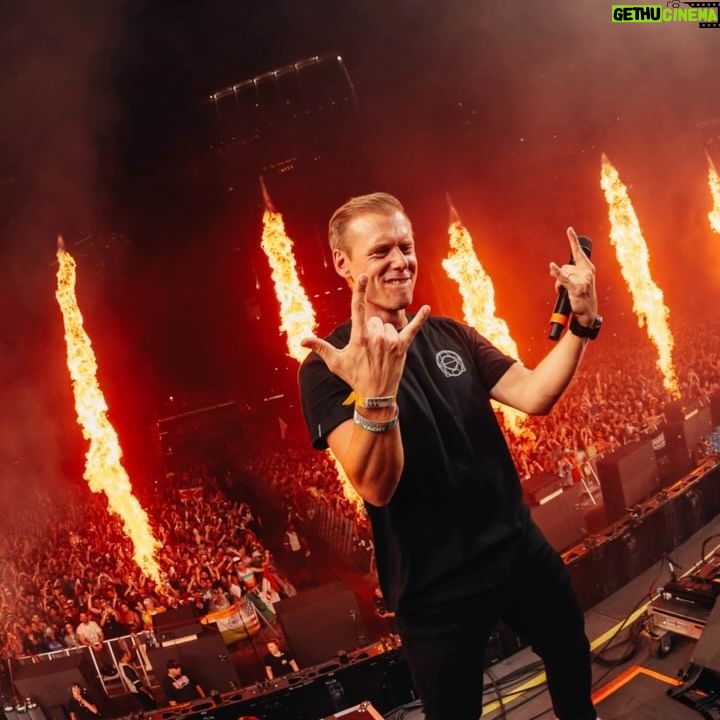 Armin van Buuren Instagram - Iβm still on cloud nine from my Ultra Miami set π₯ Just had so much fun testing brand new music, and seeing the crowd go crazy to it never gets old! You can now relive the highlights of my set on all music platforms π