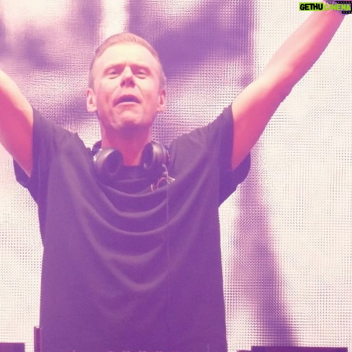 Armin van Buuren Instagram - Iβm still on cloud nine from my Ultra Miami set π₯ Just had so much fun testing brand new music, and seeing the crowd go crazy to it never gets old! You can now relive the highlights of my set on all music platforms π