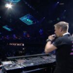 Armin van Buuren Instagram - So excited to be back at @tomorrowlandwinter next week 🔥 Enjoy some clips of my set from 2022! Will be playing the Crystal Garden stage on Tuesday March 19 and I’ll close the mainstage the day after 👊 Can’t wait, it’s going to be a crazy week!