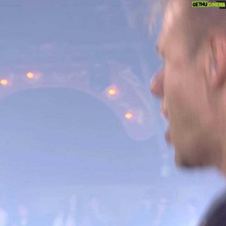 Armin van Buuren Instagram - Swipe 👉 to relive some memories from my closing set at @tomorrowlandwinter last week 🔥 Felt great to be back in the French Alps for this one 👊 You can now relive my mainstage set over on my YouTube channel!