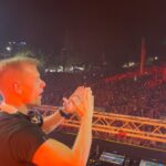 Armin van Buuren Instagram – @ultra Beach Gold Coast this was unbelievable 🤯 I had so much fun yesterday partying with you and playing some new tracks 🚀 Who’s also joining me today at @ultraaustralia ?🇦🇺👊🏻