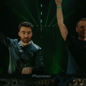 Armin van Buuren Instagram - Banger after banger with my friend @hilo_ofc 😎 You can relive our crazy B2B now on the @asotlive YouTube 🔥