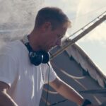 Armin van Buuren Instagram - Swipe 👉 for some moments from my Crystal Garden set at @tomorrowlandwinter ❄️ The mountains created some incredible views and the crowd was on 🔥 You can relive my set on my YouTube channel!