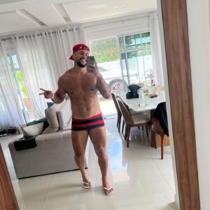 Arthur Picoli Instagram - Sol: A
Eu: 🏋🏼