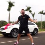 Arthur Picoli Instagram - É muito mais fácil, rápido e BARATO do que você imagina 🤩 Para concorrer a esta INFINITI FX35 basta você adquirir o E-book Influencer de Sucesso no site www.winmania.com.br por APENAS R$ 9,90 e já vai estar concorrendo. Fácil né? Então bora lá adquirir o seu E-book e boa sorte 🍀 Quanto mais E-books você comprar mais chances terá de ganhar!! Vou deixar o link de acesso nos stories, corre e garanta já! Promoção comercial autorizada pela SEAE/ME. Certificado de autorização n.° 04.022413/2022.