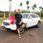 Arthur Picoli Instagram - Fala galera, temos uma novidade! Eu e a @winmaniabr preparamos um mega sorteio para vocês!! Essa INFINITI FX35, motor v6, interior caramelo e SIM ela poderá ser sua! 🗣Para concorrer é super fácil, basta acessar o site www.winmania.com.br, adquirir o E-book Influencer de Sucesso por APENAS R$ 9,90 e já vai estar concorrendo!! Gente tá muito baratooo, só R$ 9,90. 🍀Quanto mais E-books você comprar mais chances terá de ganhar!! Vou deixar o link de acesso nos stories, corre e garanta já! Promoção comercial autorizada pela SEAE/ME. Certificado de autorização n.° 04.022413/2022.