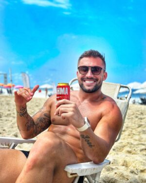 Arthur Picoli Instagram - Uma quinta no quintal de casa 🙏🏻🍀