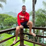Arthur Picoli Instagram - Fim de semana de paz e calmaria para recarregar as energias… Agora bora pra mais desafios 🤟🏻