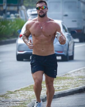 Arthur Picoli Instagram - Corridinha de ontem 🏃❤️ #tbt