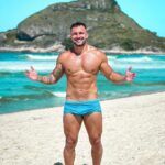 Arthur Picoli Instagram - Sábado de sol no RJ 🙏🏻❤️🍀