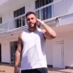 Arthur Picoli Instagram - Agora é a sua vez de pedir seu cartão de crédito @pagbank pra não passar mais perrengue quando precisar fazer aquela comprinha. E sabe por quê? Com ele você mesmo escolhe o limite. Isso aí, o mesmo valor aplicado no CDB vira limite no cartão de crédito automaticamente. É sem burocracia, sem análise de crédito, sem demora! O meu já tá na mão e o churrasco com os amigos tá garantido! E você que ainda não tem o seu cartão de crédito PagBank, bora baixar o app, abrir sua conta e pedir já o seu! #publi *Consulte condições na bio do @pagbank