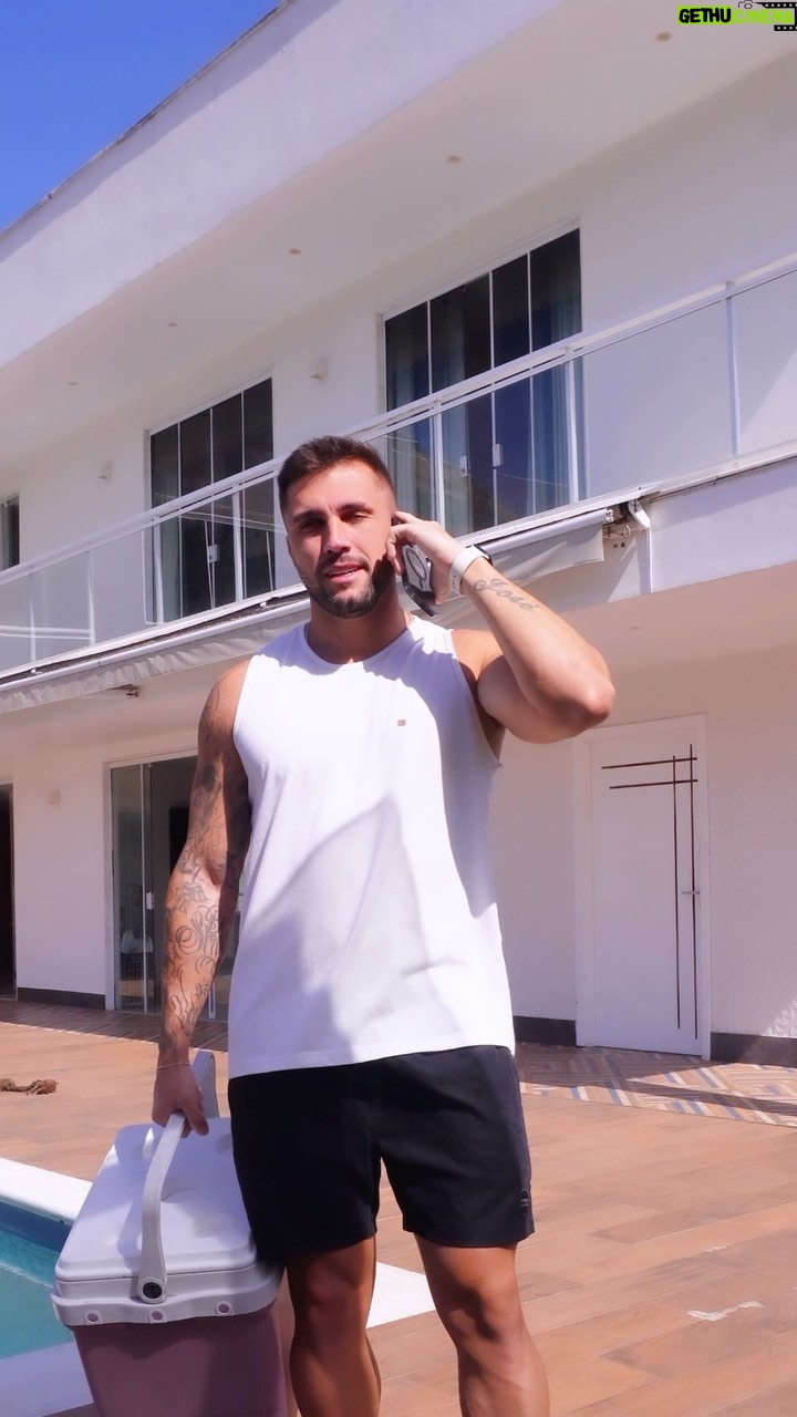 Arthur Picoli Instagram - Agora é a sua vez de pedir seu cartão de crédito @pagbank pra não passar mais perrengue quando precisar fazer aquela comprinha. E sabe por quê? Com ele você mesmo escolhe o limite. Isso aí, o mesmo valor aplicado no CDB vira limite no cartão de crédito automaticamente. É sem burocracia, sem análise de crédito, sem demora! O meu já tá na mão e o churrasco com os amigos tá garantido! E você que ainda não tem o seu cartão de crédito PagBank, bora baixar o app, abrir sua conta e pedir já o seu! #publi *Consulte condições na bio do @pagbank