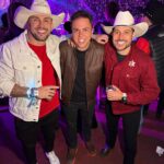 Arthur Picoli Instagram - Mais um rodeio com meus parceiros! Já bateu saudade! Vem loooooogo @jaguariunarodeofestival !! #rodeio #festadepeao #jaguariuna #brahma