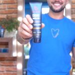 Arthur Picoli Instagram - Não tem nada melhor do que se arrumar com produtos que valorizam ainda mais a nossa beleza e autocuidado, destacando nosso estilo com muita confiança e autenticidade, não é mesmo?! Minha marca parceira @bozzanooficial , que tem uma linha completa de produtos para cuidados masculinos, me convidou para conhecer a Barbearia Bozzano na Arena Verde e Amarela. Curtiu?! Então, corre lá nesse evento irado e quem sabe nos encontramos por lá. Ah, já aproveita e siga @bozzanooficial pra ficar por dentro de todas as novidades e use meu cupom ARTHURPICOLI10 para garantir os produtos da linha barba, cabelo e bigode pela Loja Coty. Confia e Vai!!! #Publicidade #Bozzano #SerVocêÉSuaBeleza #ConfiaComBozzano