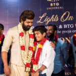 Arun Vijay Instagram - Excited to join hands with @arunvijayno1 for #AV36 - #BTG Production No. 3. Glad to start off with a pooja on this auspicious day. Here are the pictures! @arunvijayno1 #Thirukumaran @btguniversalofficial @bobbyvinodb @manojbeno @siddhi_idnani @itstanya_official @officialbalakrish @samcsmusic @tijo_tomy_ @aarun666 @johnvijayofficial @loosemada_yogi @pc.stunts.prabu_ @editoranthonyofficial @kiruthikhasekar @iambobbyantony @Monesh_H @viveka_lyricist @karthiknetha_official @teamaimpro