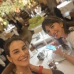 Arzum Onan Instagram – Act Contemporary vesilesiyle gittiğimiz Milano’da  bolca sanat, yemek, ve gezmeyle geçen uzun bir dump serisi olsun 💫