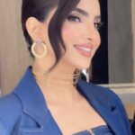 Asawer Ezzat Instagram - رآيكم بأطلالة الفنانة الجميلة @asawer.ezzat 🥰😘 Hair style by @hajer.altawil Makeup by @hasan_makeupartist #hair #hairstyles #hairstyle #makeup #hajeraltawil #explore
