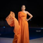 Asawer Ezzat Instagram - ادري نشرت هواي بس البرتقالي اخذ قلبي🧡🧡 شكرا حيدر 📸 @haider_photo22a