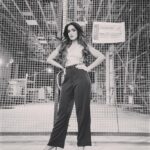 Asees Kaur Instagram - 🖤🤍