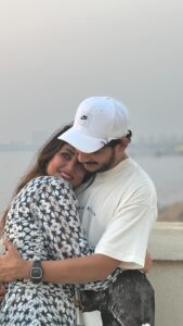 Asees Kaur Instagram - #HalkiHalkiSe ♥️