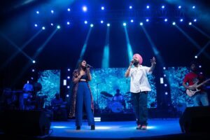 Asees Kaur Instagram - Saying thank you through pictures 😇
@i.fest @daiictofficial @spectal.management @tmtalentmanagement 

📸- @devthakkarz @karanghodapictures 
@its_kishan_creation

#aseeskaur #live #ahemdabad