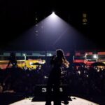 Asees Kaur Instagram - Just @aseeskaurmusic raising the heat around here with her power packed performance! 🥵❤️ Hurry up, book your tickets for Danube Properties BMP 2023 now! #bollywoodmusicproject #bmp2023 #bollywood #music #popmusic #musicfestival #festivalvibe #bollywoodsongs #bollywoodstyle #aseeskaur #vekamleya