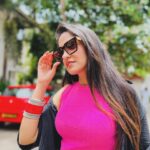 Asees Kaur Instagram – Just a casual reminder pati dev to take me on another trip 💓🥰 @goldiesohel ❤️ 

[Asees Kaur, Fun, Vacation, Goa]