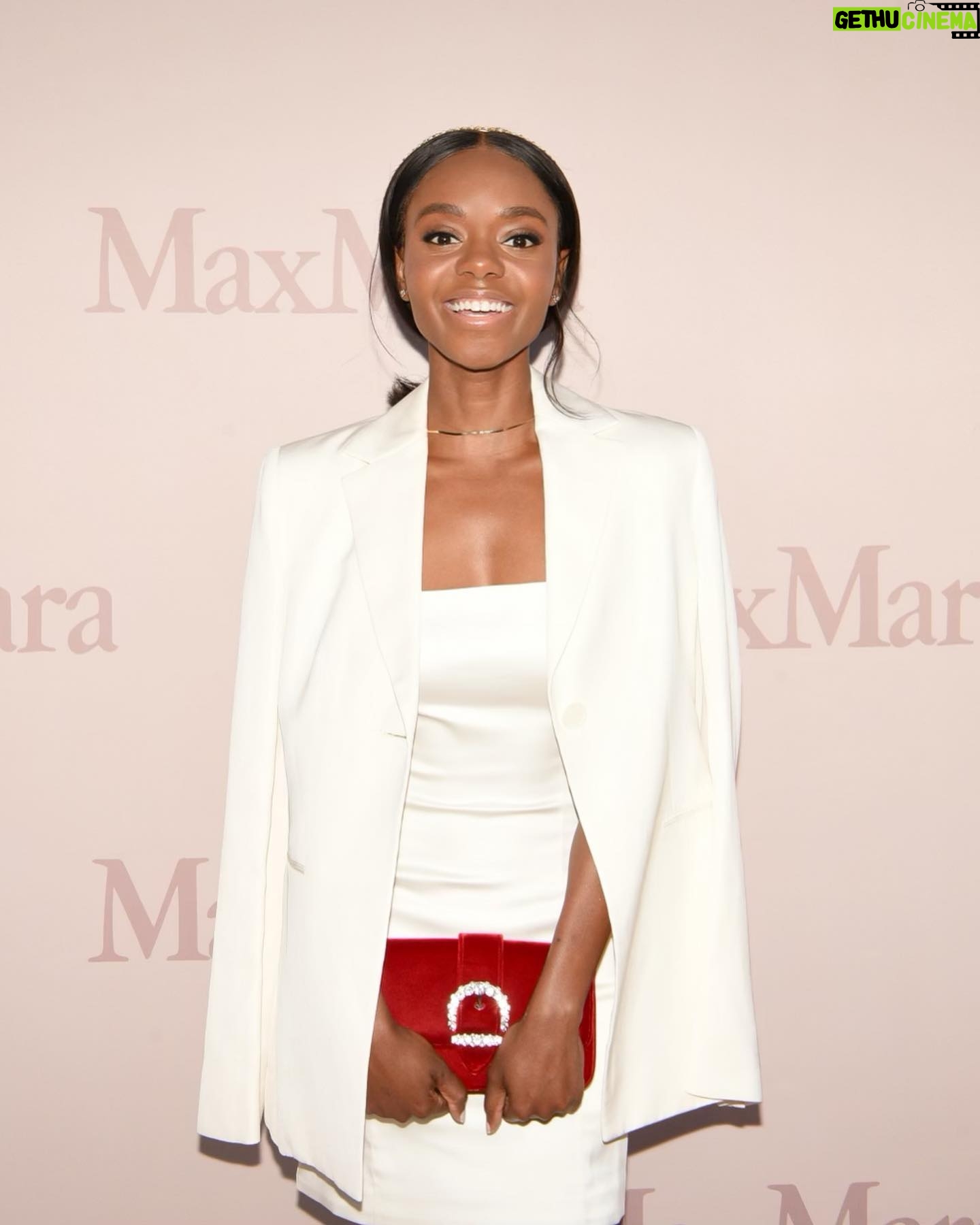 Ashleigh Murray Instagram - Set me down gently in a delicate box, pristine, and wrap it tight. I am a gift @maxmara 💖 makeup @killahcamz hair @cynthiaglam