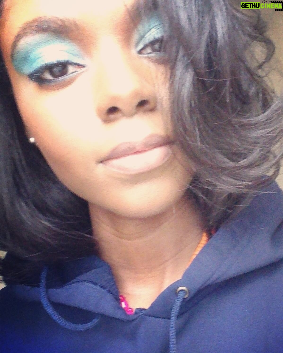 Ashleigh Murray Instagram - “Blue eyeshadow is back!” My shadow was blue in 2014 and my sister told me to wash my face.