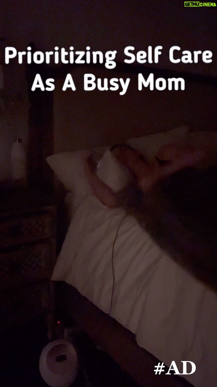 Ashley Greene Instagram - #AD Let’s talk about prioritizing self care as a mom. Sleep, fitness, nourishment, productivity, sunshine and quality time with my baby are all incredibly important to me. I track my sleep, I show up at the gym, and I manage my time to ensure I get to give undivided attention to my work and my baby. To be honest - nourishing my body the right way has always been the biggest challenge so I’m always looking for something quick and effective. I tried these NEW :ratio KETO* Friendly dairy drinks and Im hooked. They are so delicious, have 10g of Protein, and are perfect for an on the go mom. My personal fave is Strawberry - but they have multiple flavors for everyones tastebuds. @ratiofood for the win. How do you prioritize self care? *Always consult your physician before starting an eating plan that involves regular consumption of high fat foods. See information for calorie, total fat and sat. fat content. #selfcare #momlife
