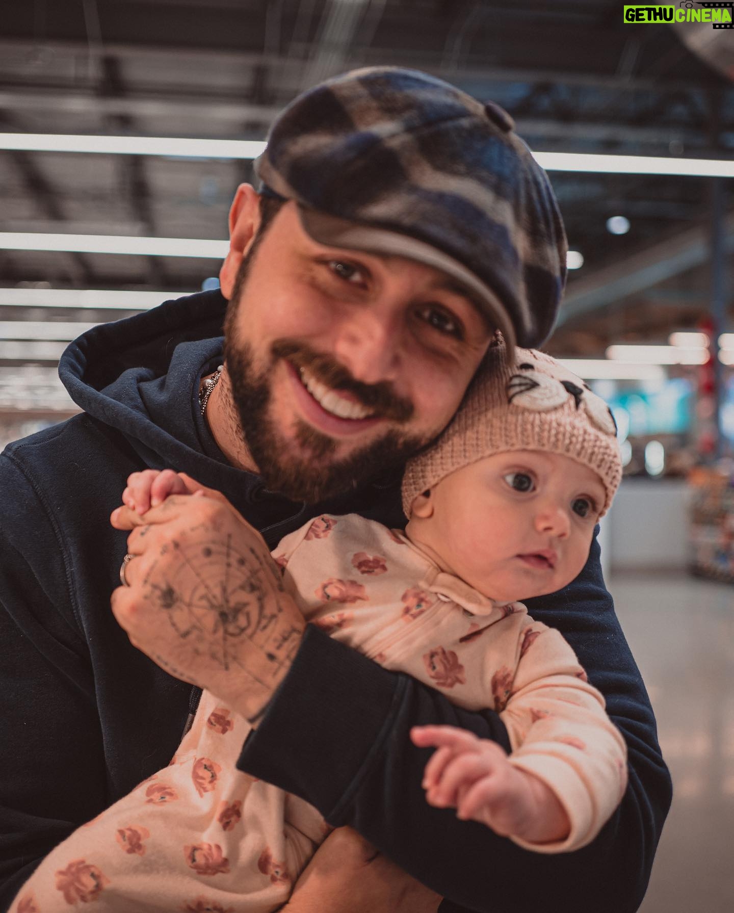 Ashley Greene Instagram - To watch you raise our daughter is a gift. You are love in its purest form. We are so lucky. Happy Fathers Day my babe. We love you SO much!! #happyfathersday