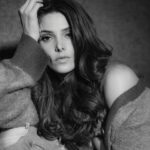 Ashley Greene Instagram – Last night I celebrated the holidays with the impossibly cool @aninebing and @samanthamstone … I took exactly zero pictures because I was engaged in wonderful conversations all evening. So when I got home @paulkhoury and I had a photoshoot. 💫 

Hair: @josephchase 
Makeup: @christinaleeadams