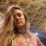 Ashley Johnson Instagram - 🌺🌸🌼